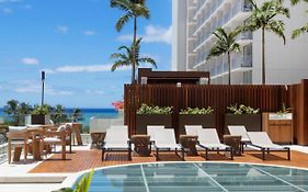 パシフィック ビーチ ホテル